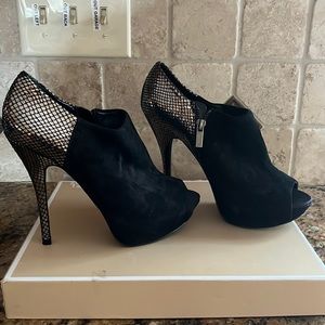 Women ALDO leather peep toe platform heels 8 38